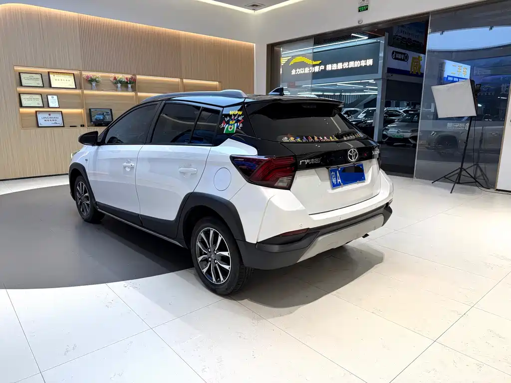 TOYOTA YARIS L ZHIXUAN