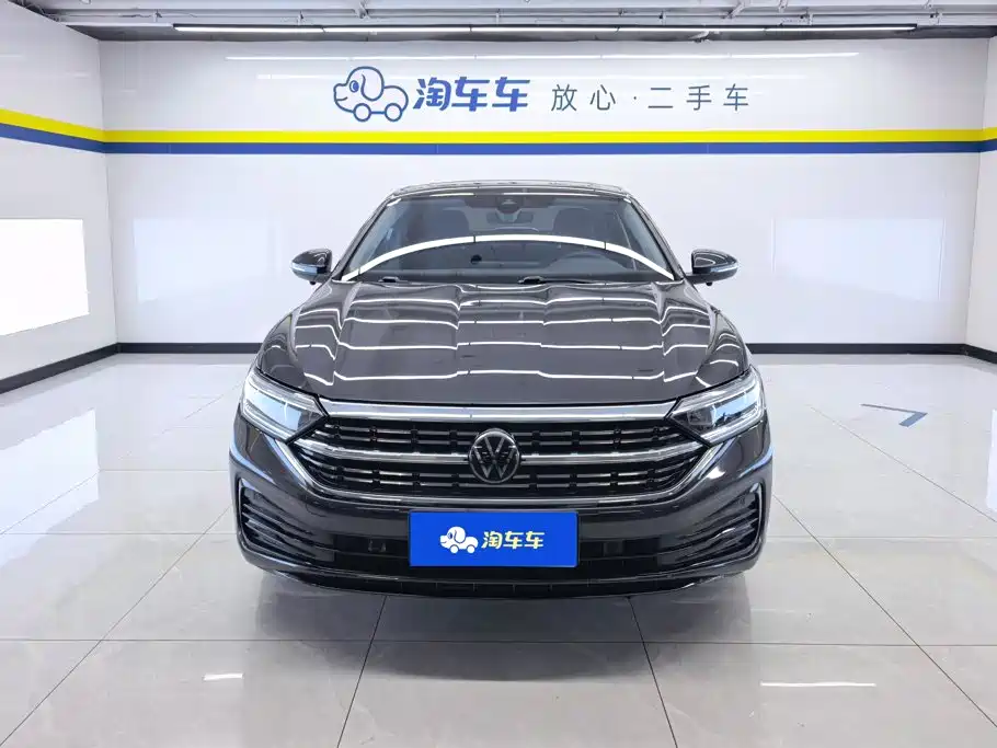Volkswagen Sagitar — миниатюра 2