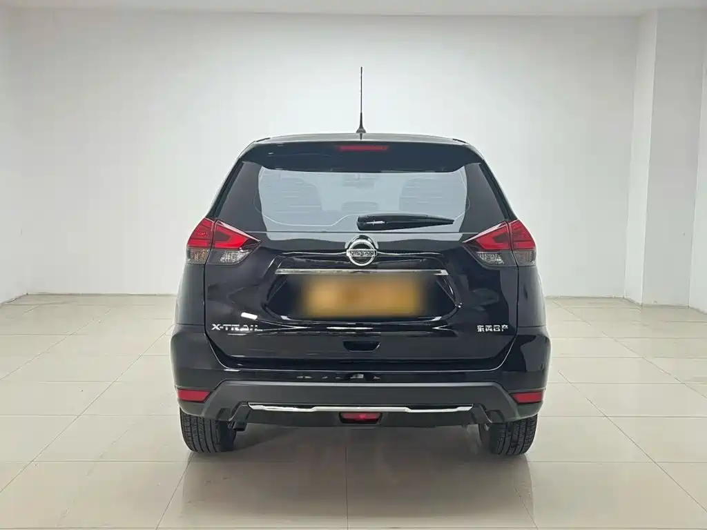Nissan X-Trail — миниатюра 6