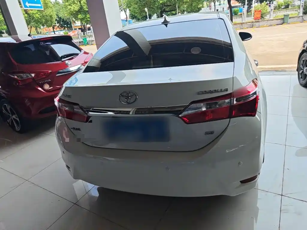 Toyota Corolla — миниатюра 6