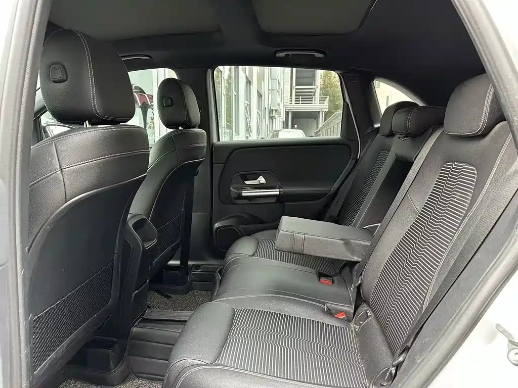 Mercedes-Benz B-Class — миниатюра 18