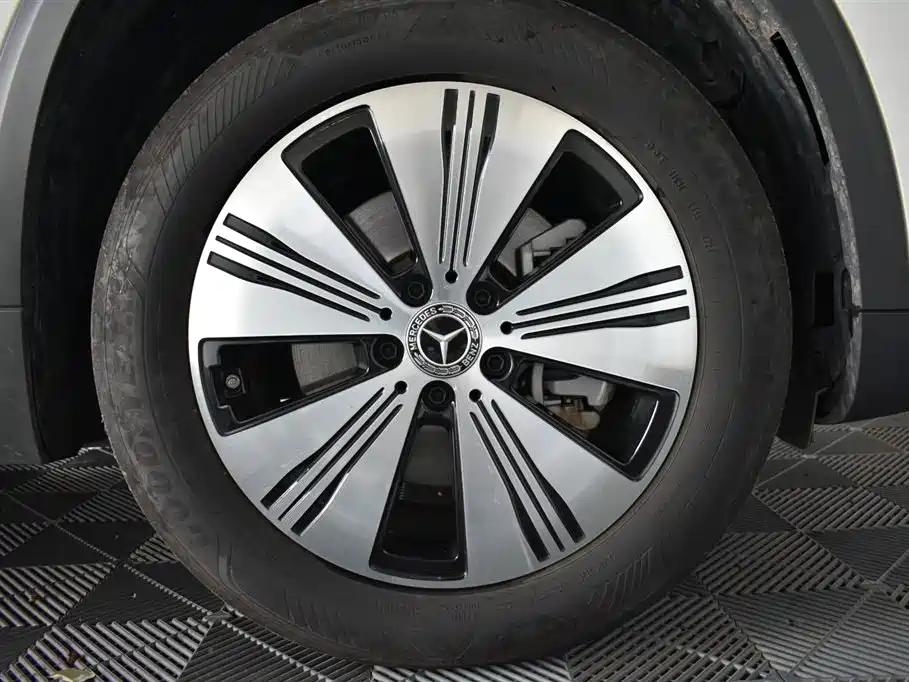 Mercedes-Benz EQA — миниатюра 14