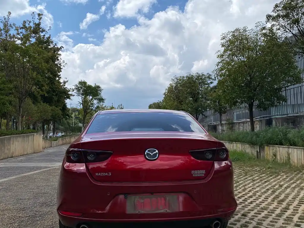 Mazda 3 Axela — миниатюра 10