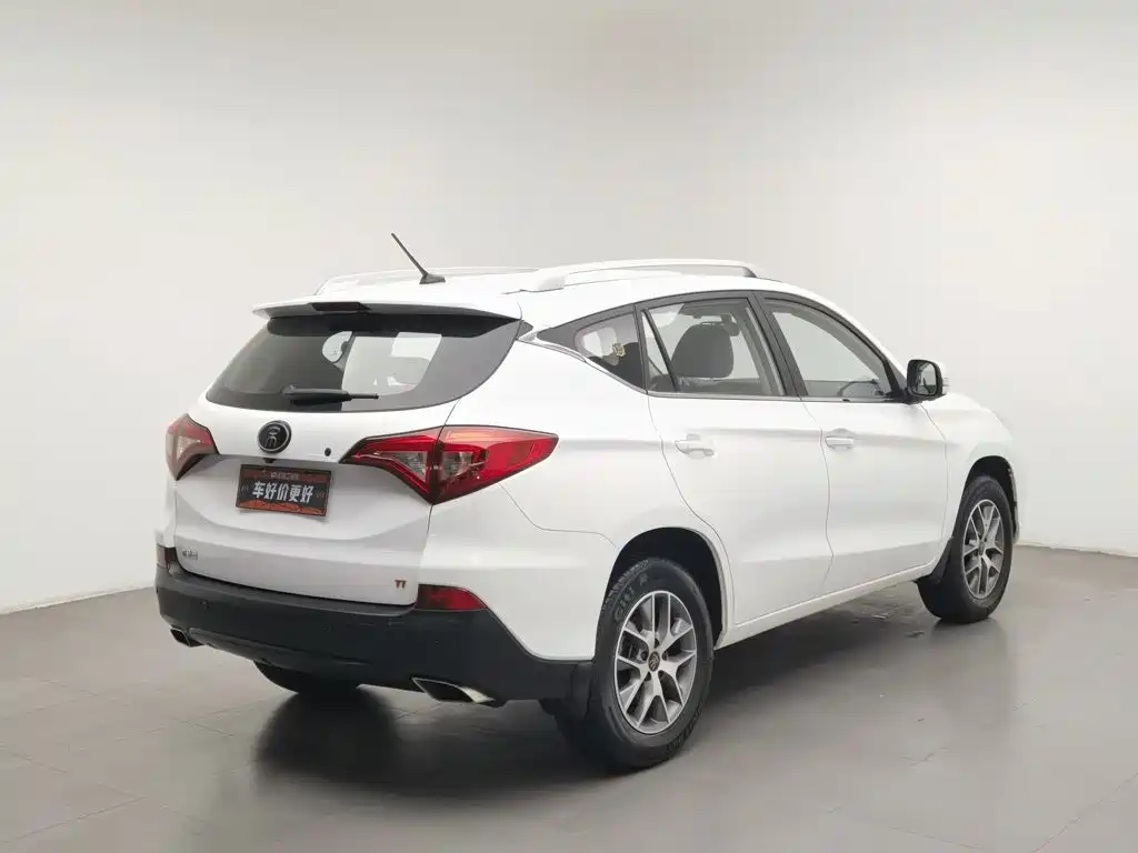 BYD Song — миниатюра 2