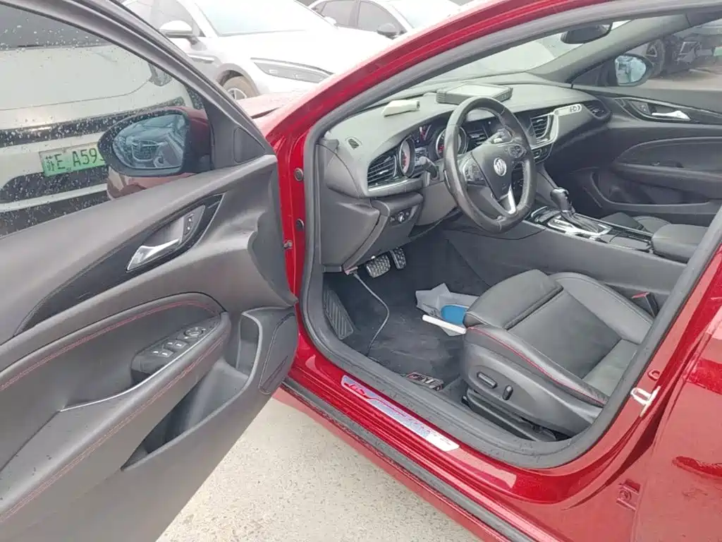 Buick Regal — миниатюра 16