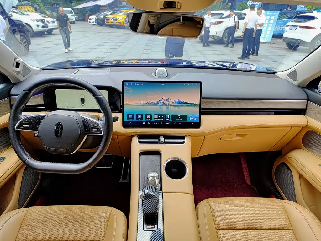 AITO AITO M5 — миниатюра 10