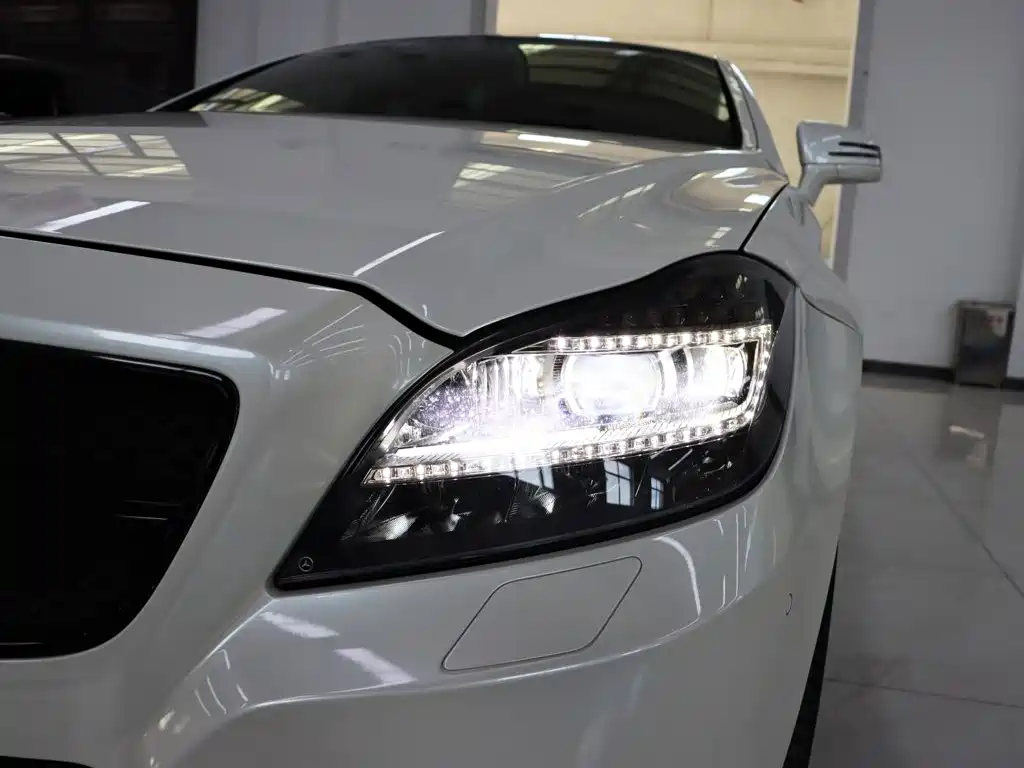 Mercedes-Benz CLS — миниатюра 24