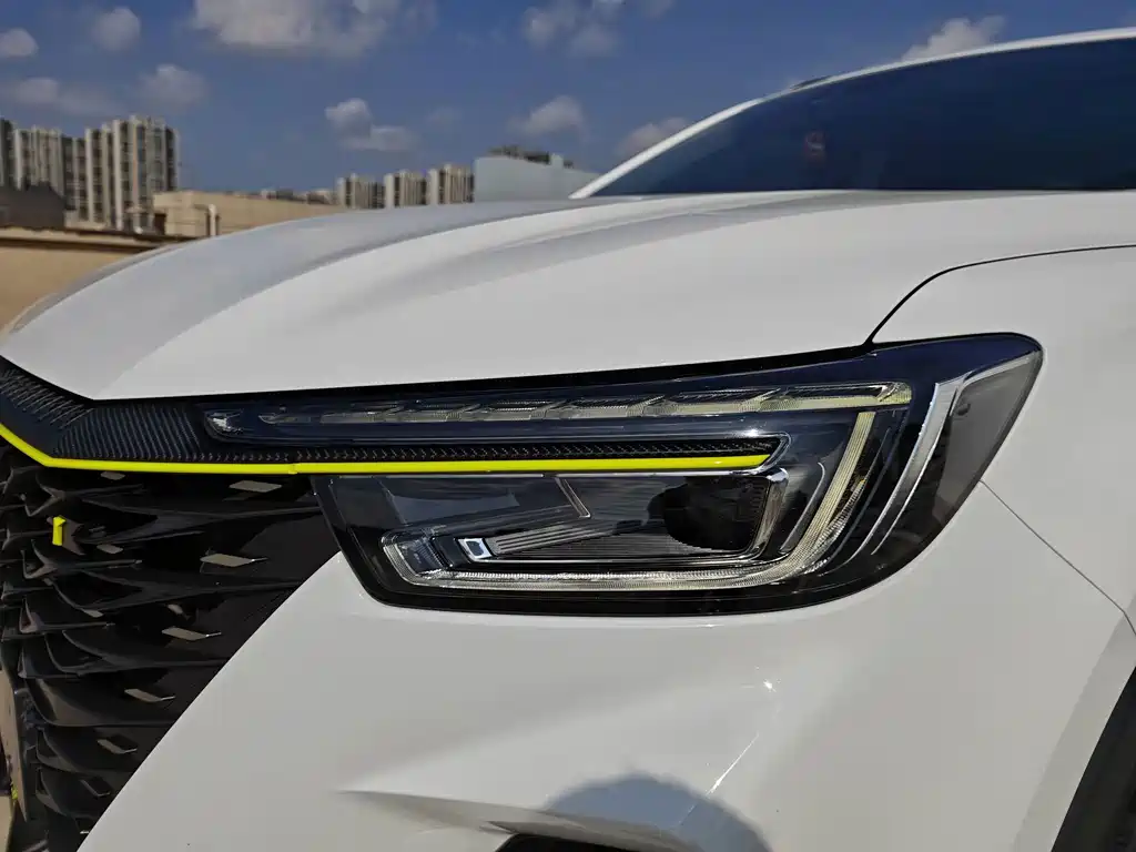 Roewe RX5 — миниатюра 7