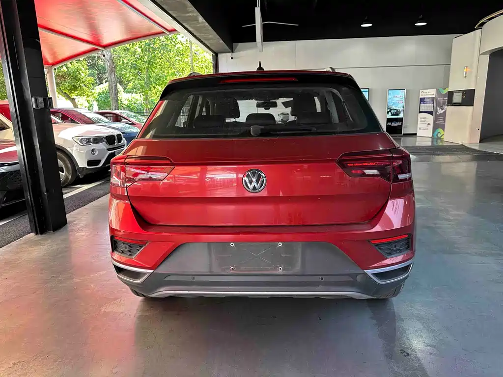 Volkswagen T-Roc — миниатюра 9
