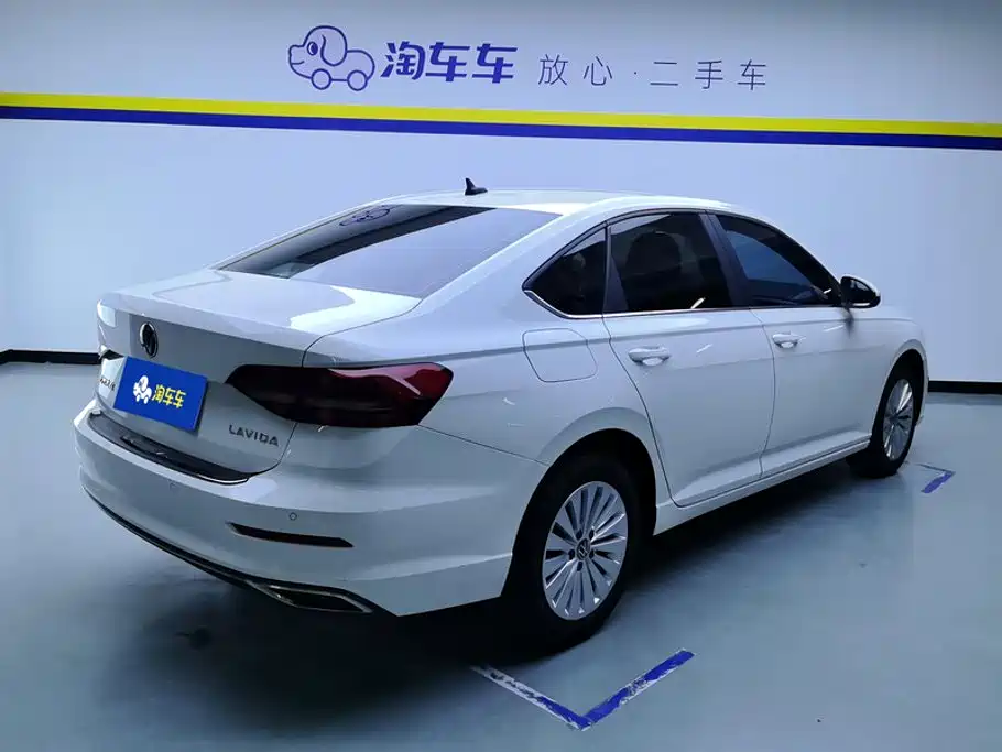Volkswagen Lavida — миниатюра 3