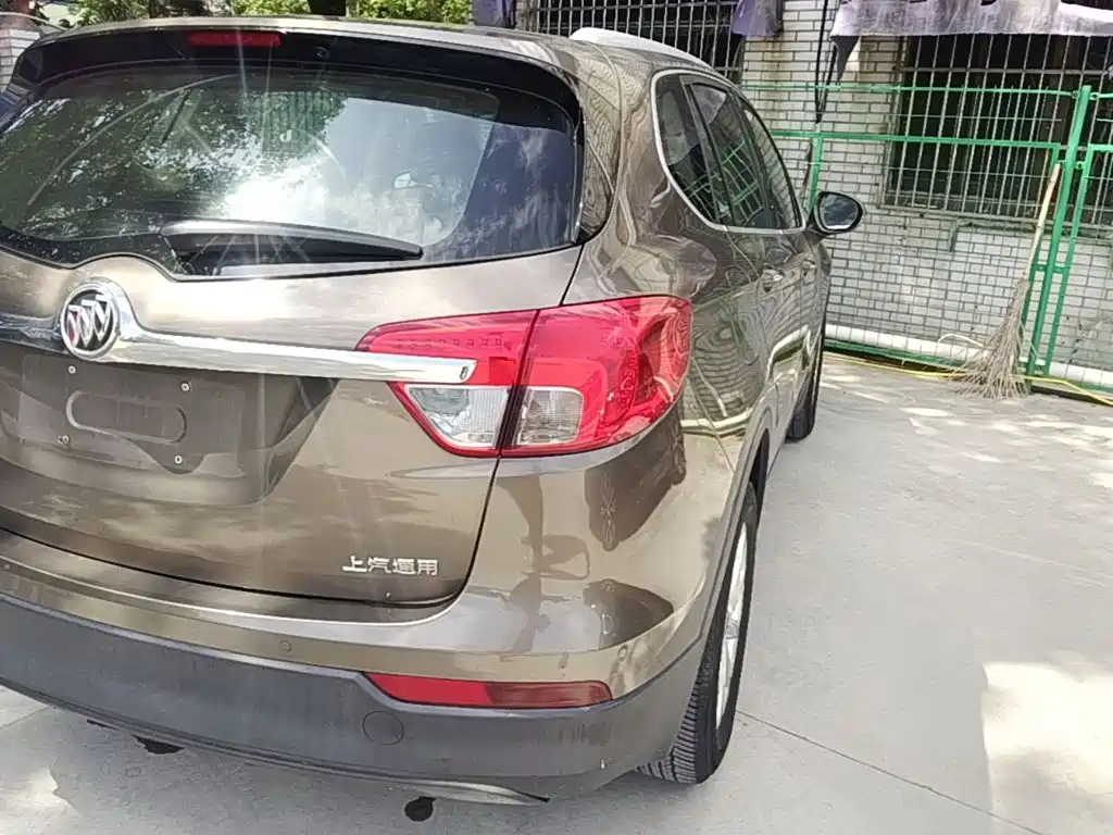 Buick Envision Plus — миниатюра 8