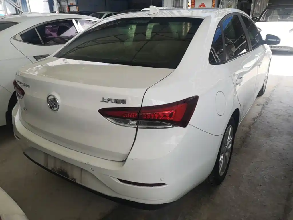 Buick Excelle — миниатюра 7