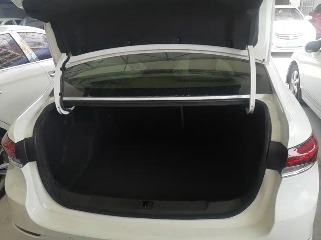 Buick Excelle — миниатюра 19