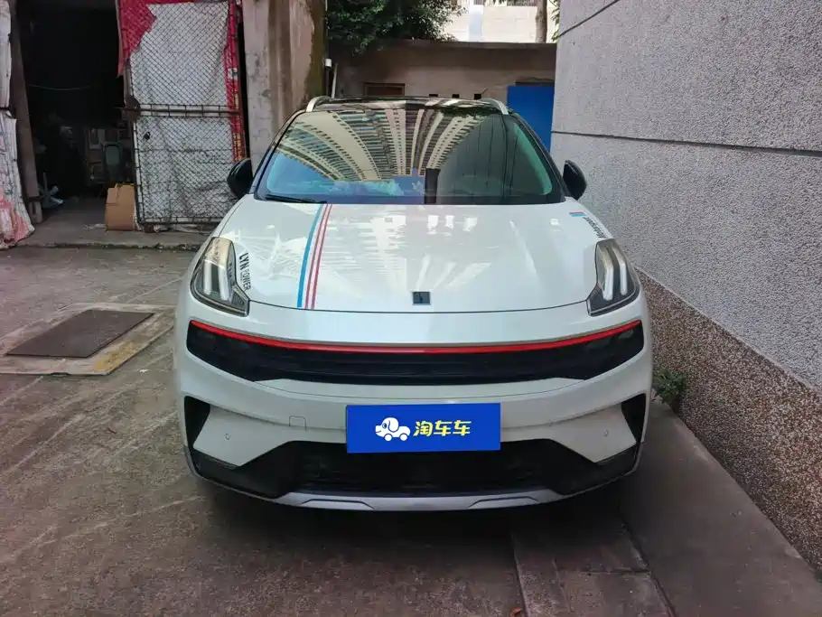 Lynk & Co 06 — миниатюра 2