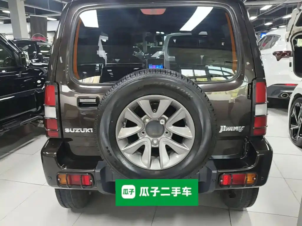Suzuki Jimny — миниатюра 6