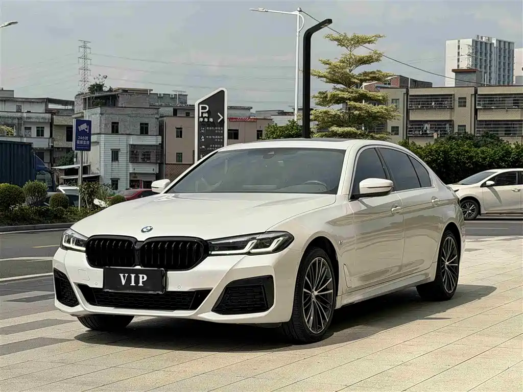 BMW 5 Series 2023