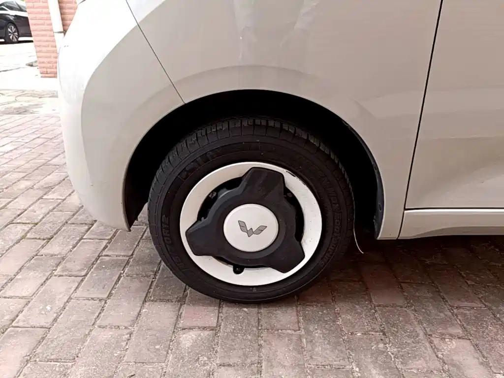 Wuling MINIEV — миниатюра 23