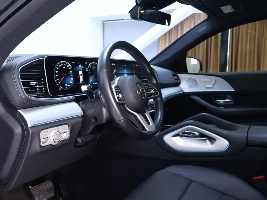 Mercedes-Benz GLE Coupe — миниатюра 11