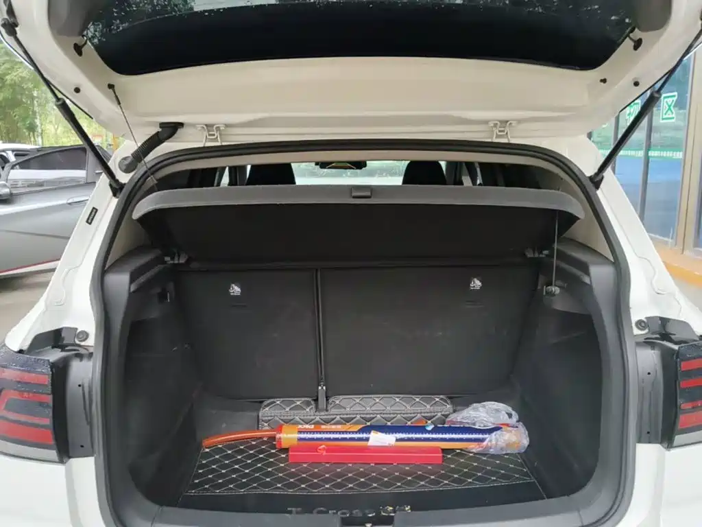 Volkswagen T-Cross — миниатюра 19