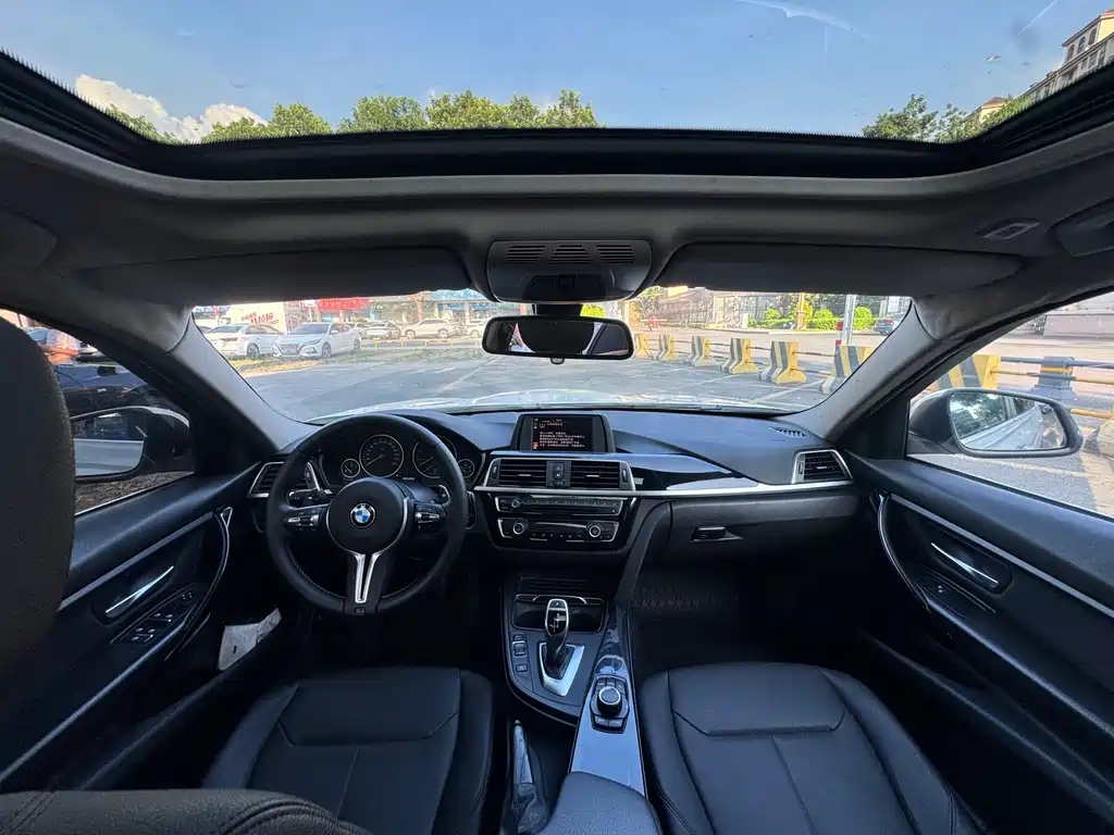 BMW 3 Series — миниатюра 7