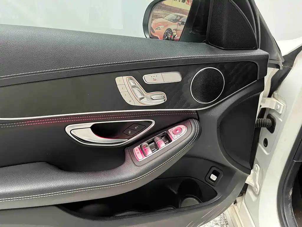Mercedes-Benz C-Class — миниатюра 6