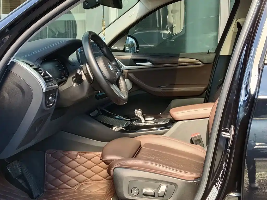 BMW X3 — миниатюра 6