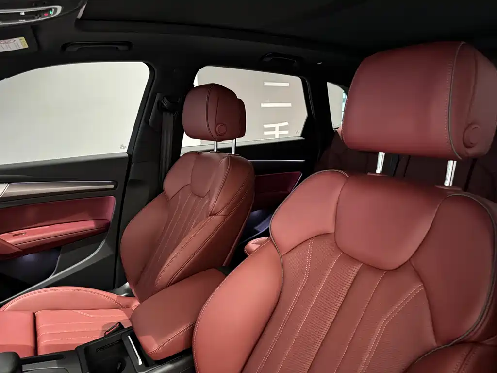Audi Q5L — миниатюра 19