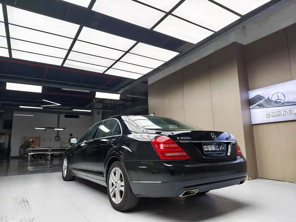 Mercedes-Benz S-Class — миниатюра 16