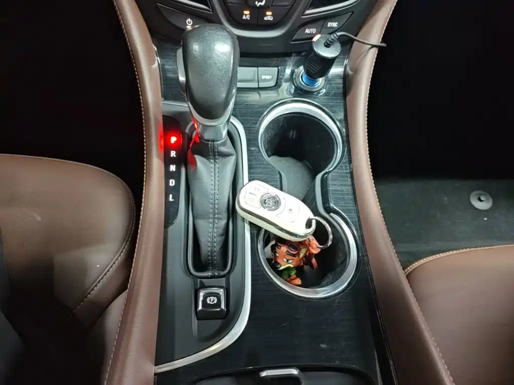 Buick Envision Plus — миниатюра 14
