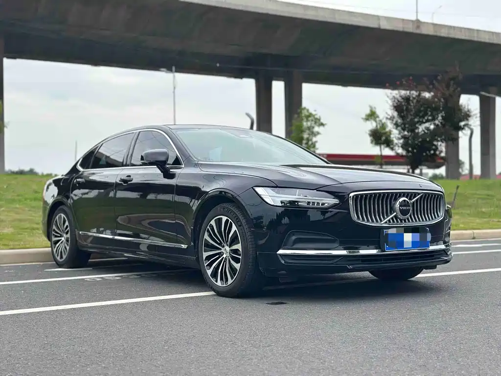 Volvo S90 — миниатюра 3