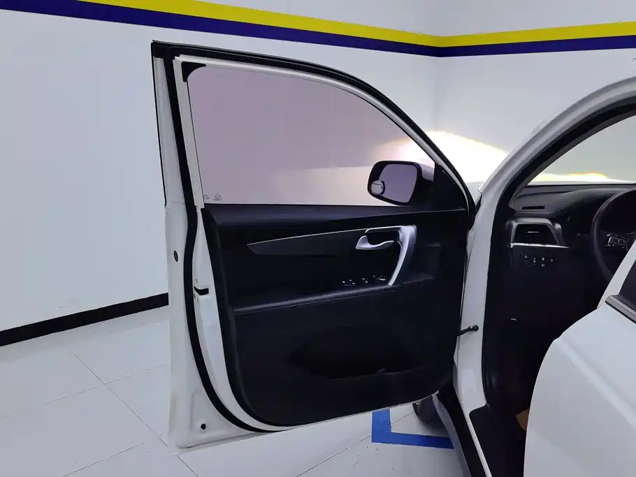 Kia Sportage — миниатюра 7
