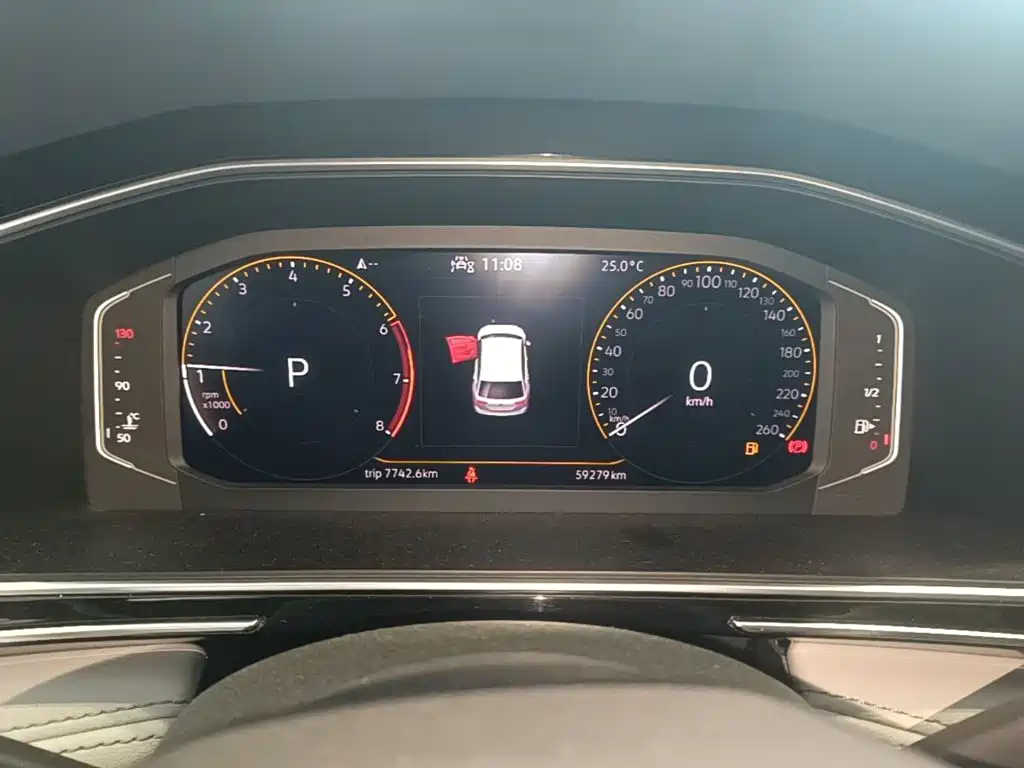 Volkswagen Tiguan L — миниатюра 12