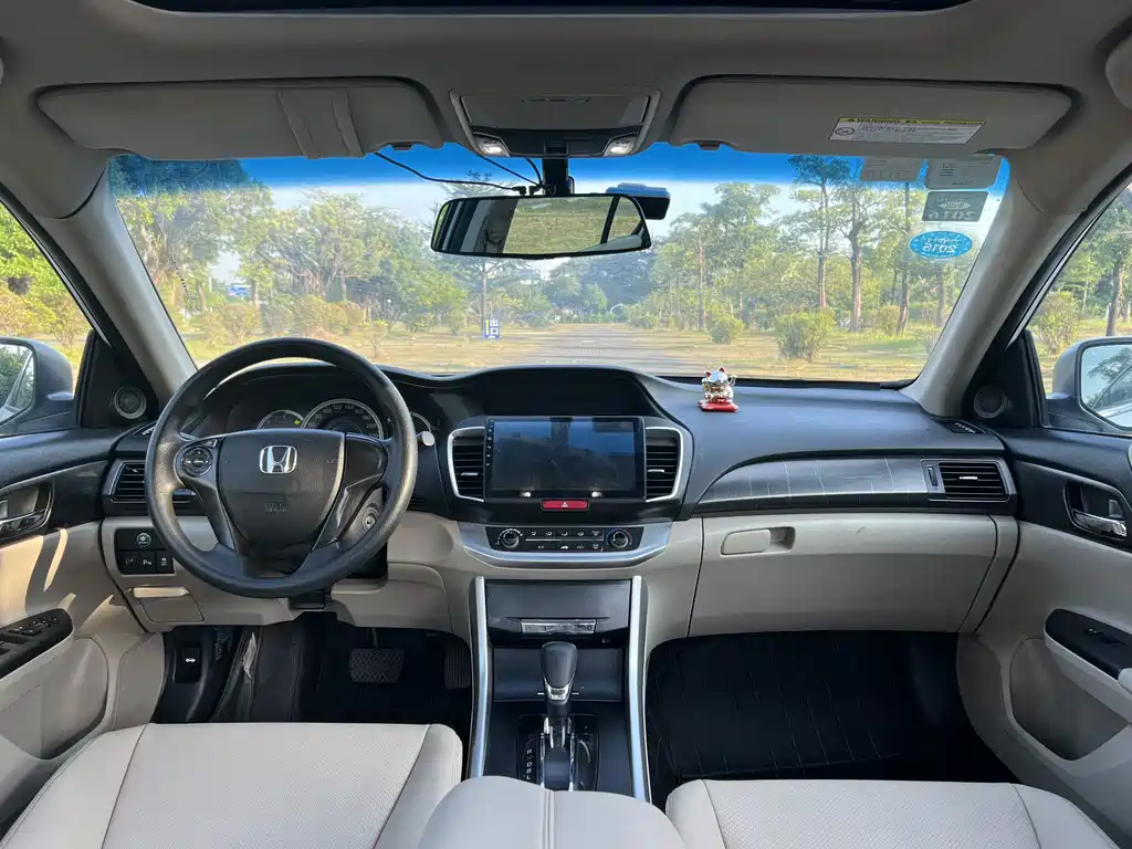 Honda Accord — миниатюра 5