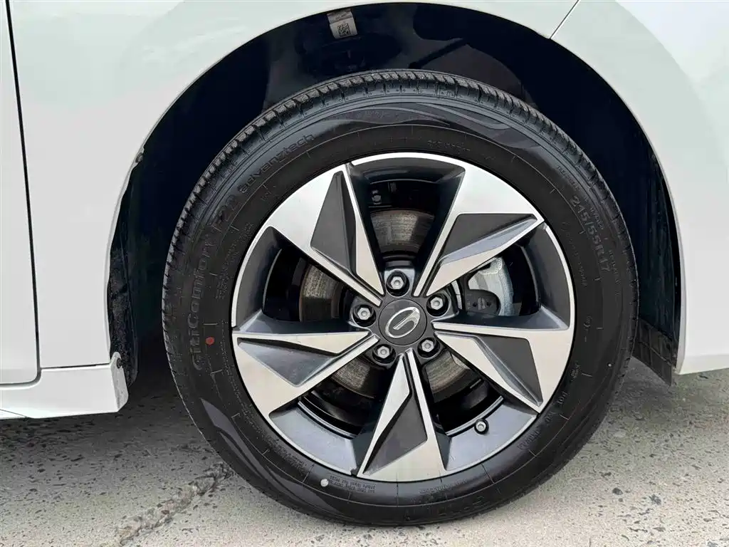 GAC M6 2023 PRO 270T DCT Luxury