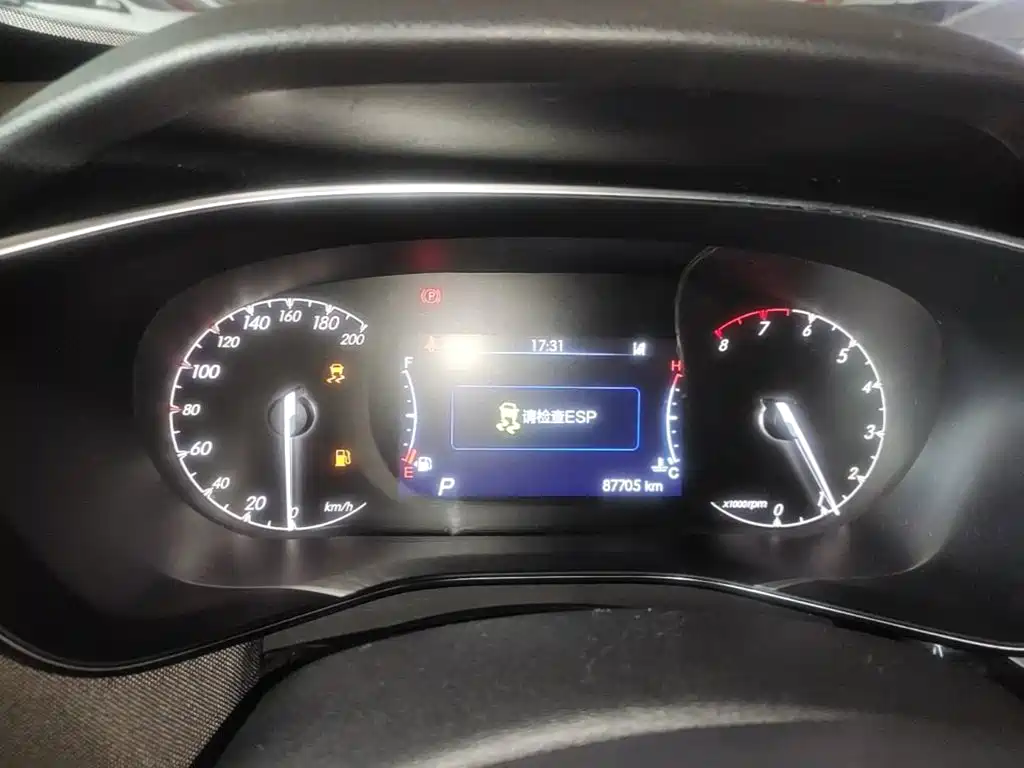 BAIC X3 — миниатюра 12