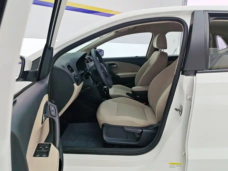 Volkswagen Polo — миниатюра 9