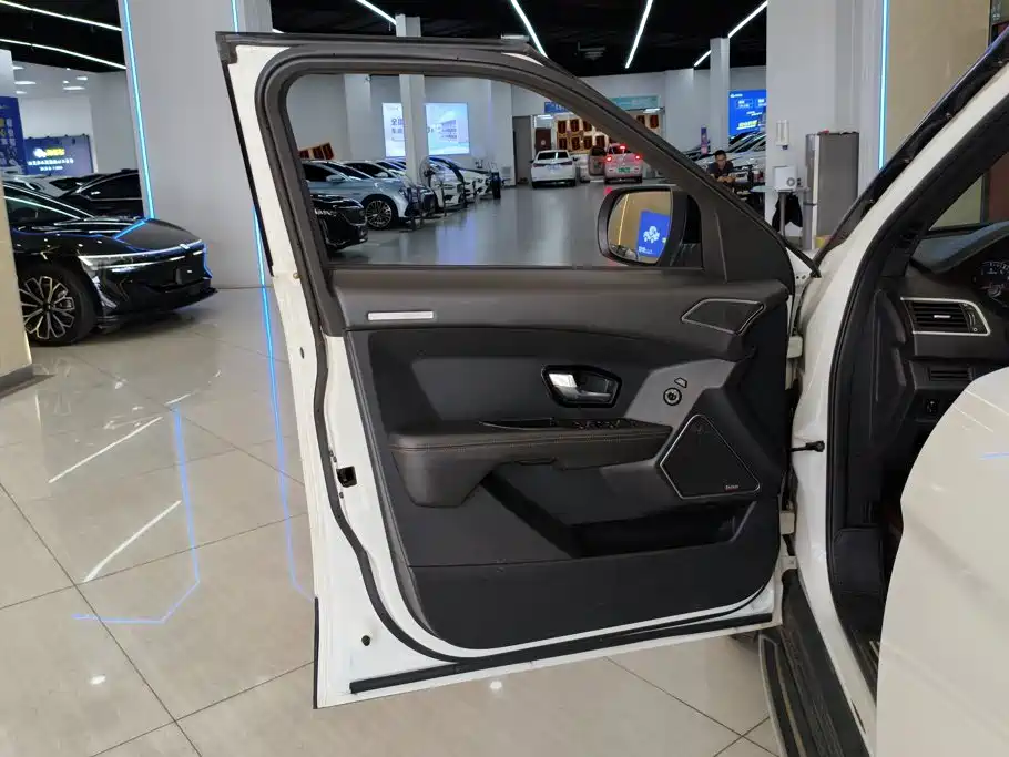 Landwind Landwind X7 — миниатюра 7