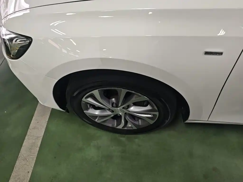 Buick Verano — миниатюра 23