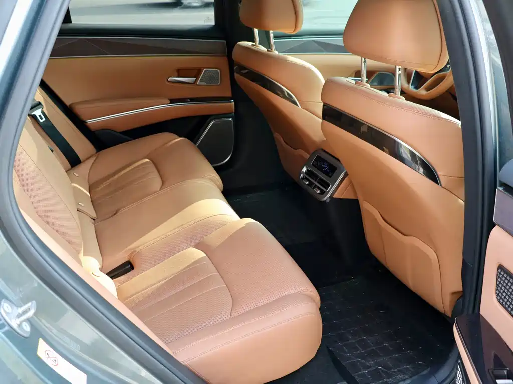 BYD Han L — миниатюра 11