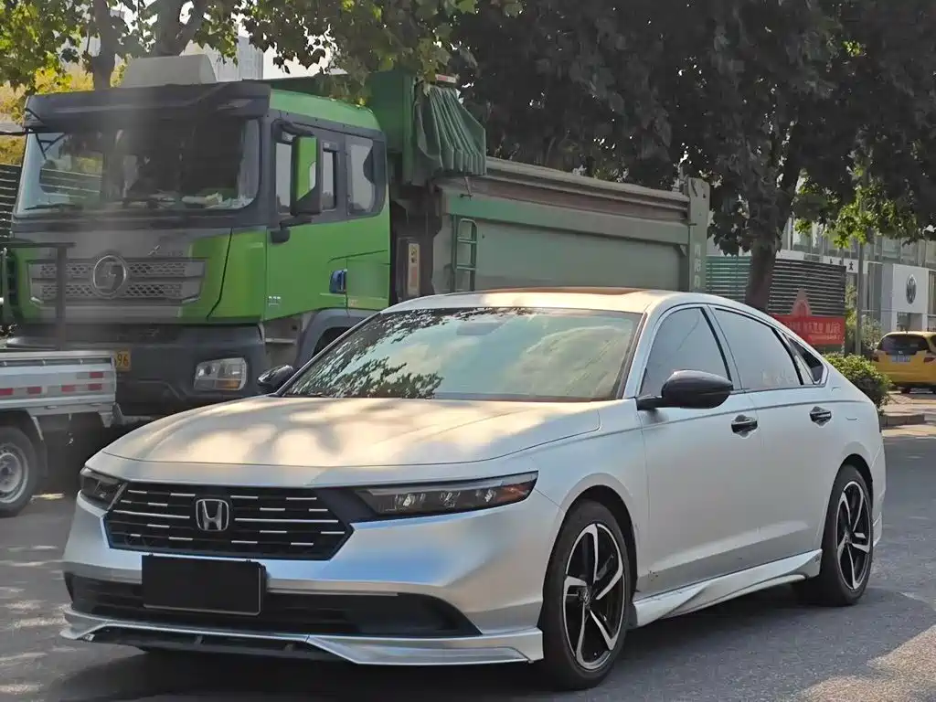 Honda Accord — миниатюра 2