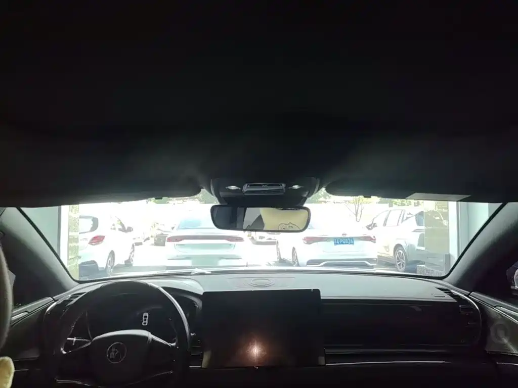 BYD Han — миниатюра 18