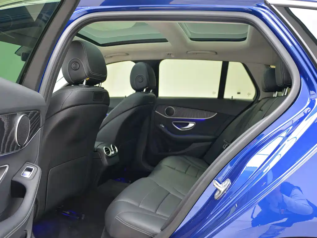 Mercedes-Benz C-Class (Import) — миниатюра 8