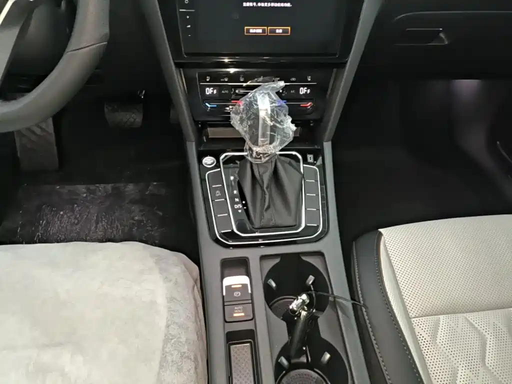 Volkswagen Magotan — миниатюра 14