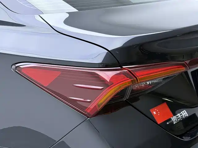 Toyota Avalon — миниатюра 18