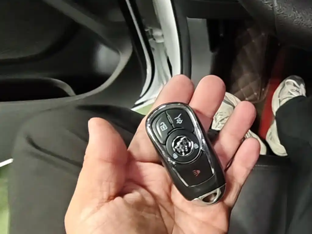 Buick Verano — миниатюра 9