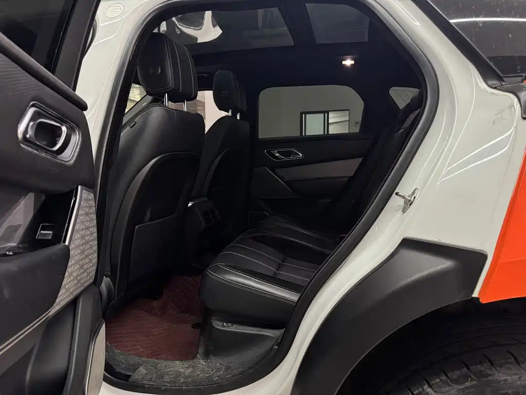 Land Rover Velar — миниатюра 11