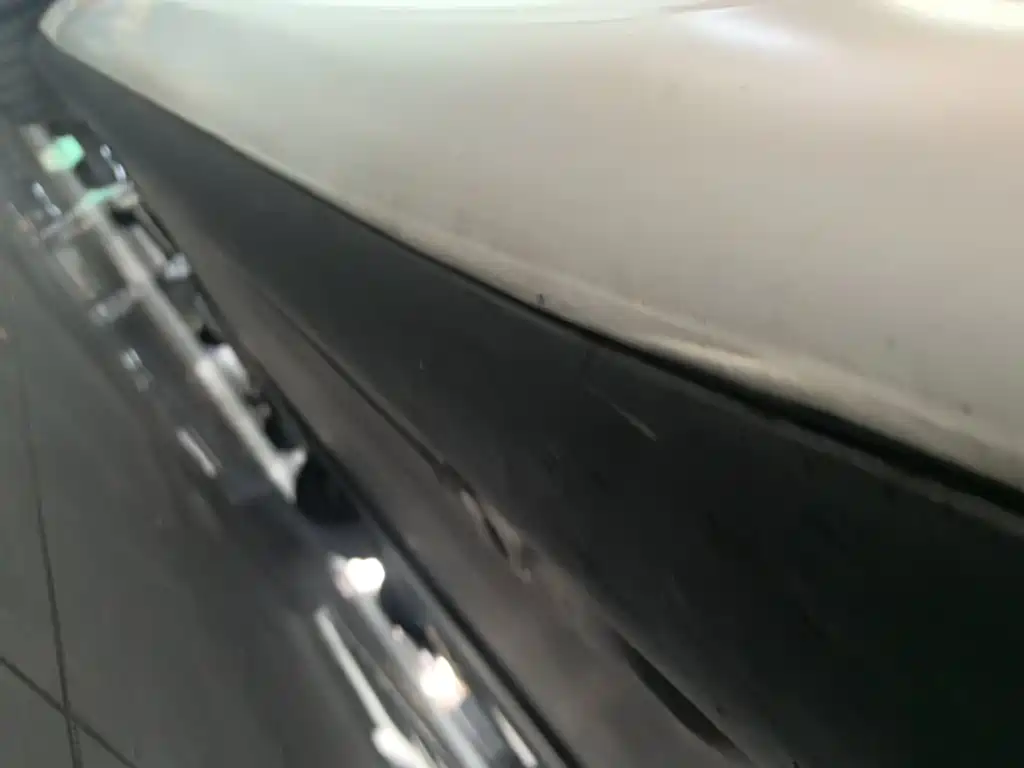Tesla Model 3 — миниатюра 21
