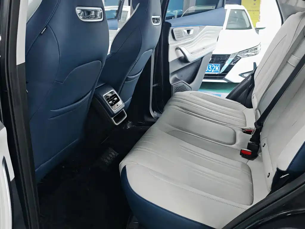 Exeed Zhaofeng C-DM — миниатюра 12