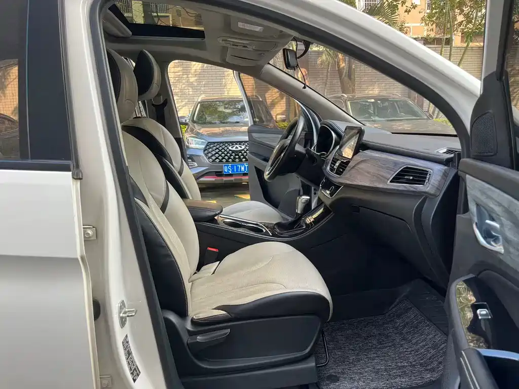 Baojun 730 — миниатюра 12