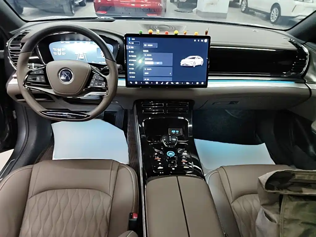 BYD Han — миниатюра 10